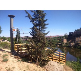 Pilona metálica de 5 m